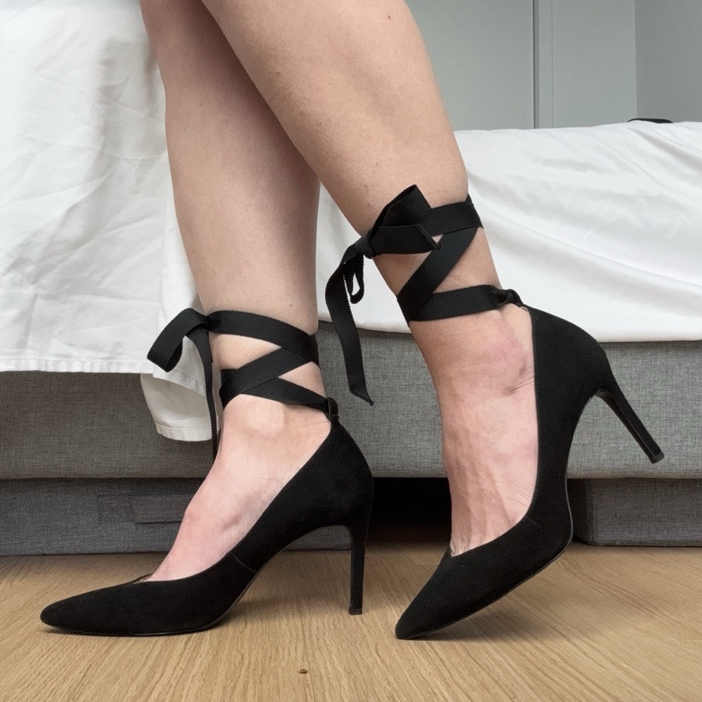 Banana Republic Maisy Black Heals Ribbon Ankle Tie Elegant Wedding Guest Office